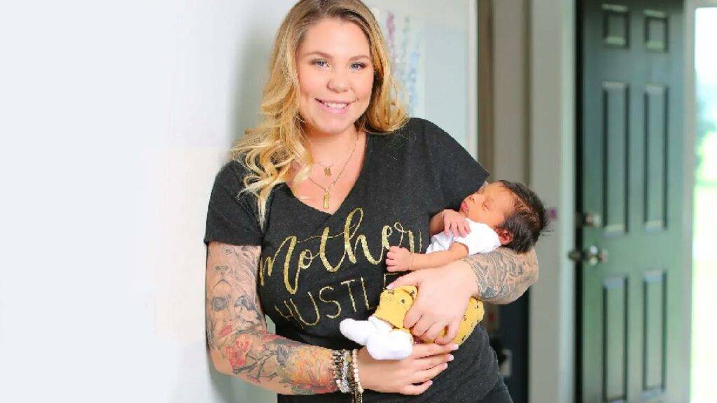 Kailyn Lowry Fifth Child Son Or Daughter