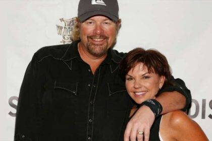 Who Is Toby Keith Married To