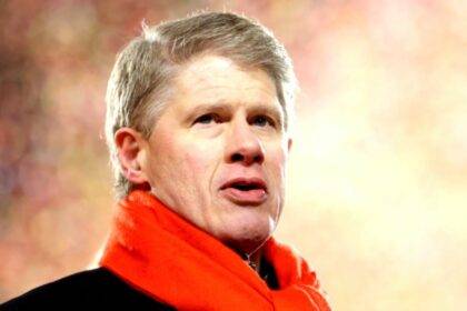 Clark Hunt