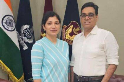 Ips Manoj Kumars Wife Shraddha Joshi