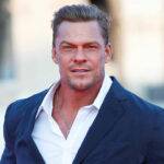 Alan Ritchson 1