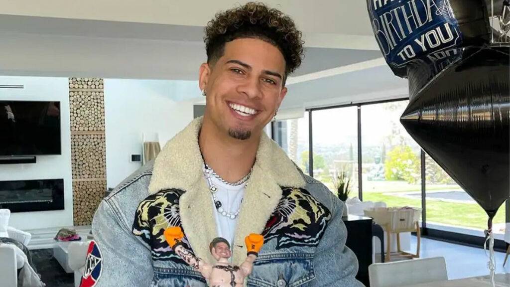 Austin Mcbroom