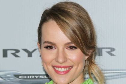 Bridgit Mendler 1