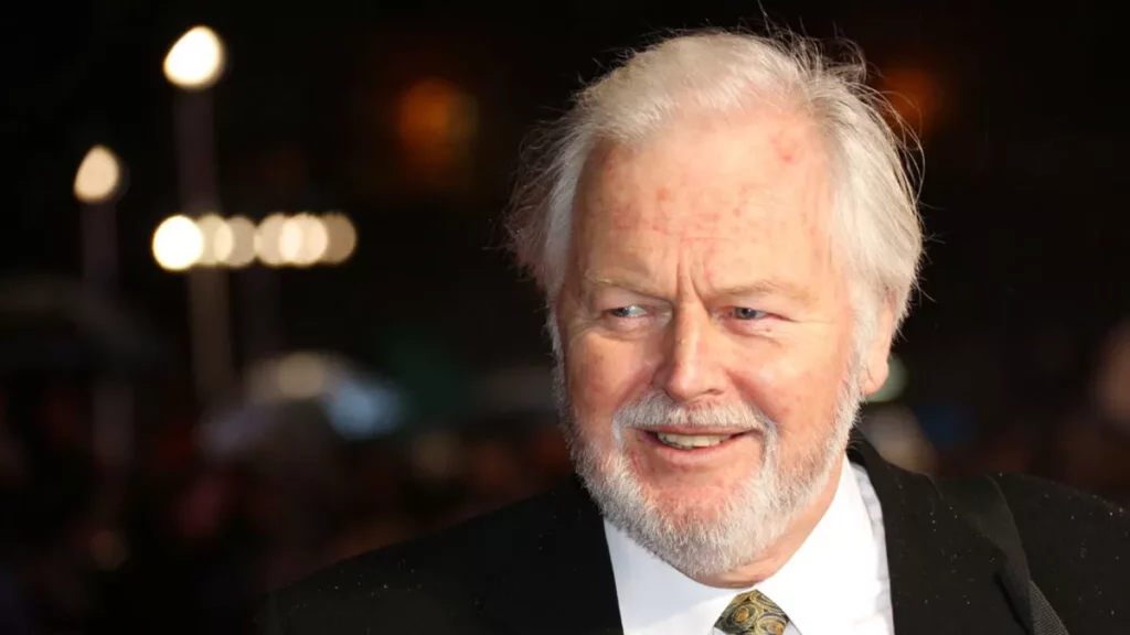 Ian Lavender Die