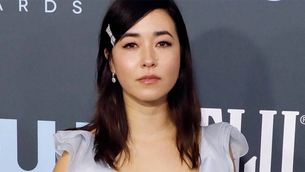 Maya Erskine 1