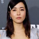 Maya Erskine 1