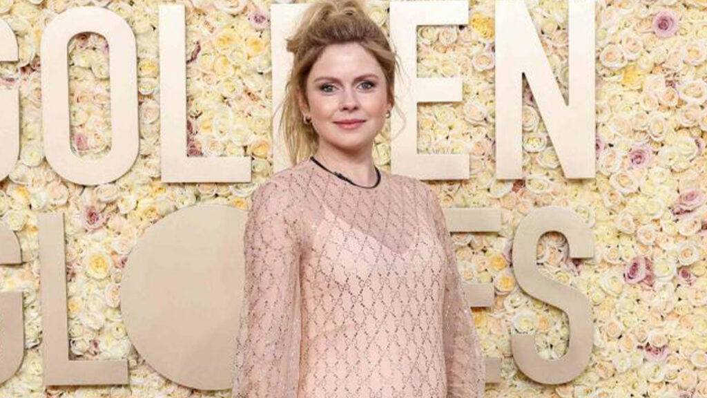 Rose Mciver Pregnant