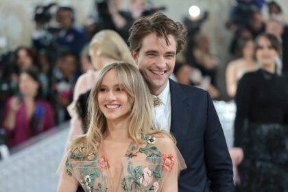 Suki Waterhouse And Robert Pattinsons Relationship