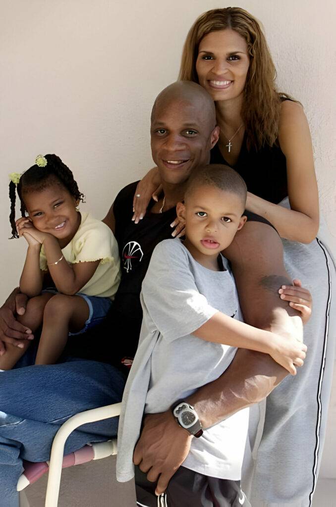 Darryl Strawberry with his wife, Charisse, and children, Jordan, 4, and Jade, 3, at home in Tampa Photo