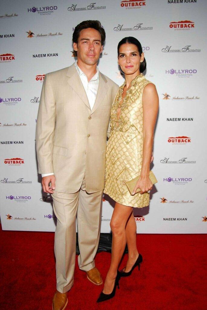 Football player Jason Sehorn and her wife actress Angie Harmon attend the "Designcare 2007"